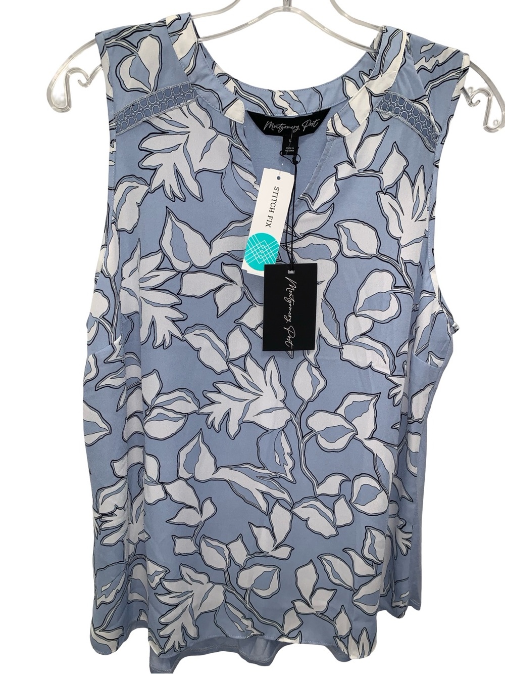 Montgomery Post Ladies Light Blue a Reggie Blouse Size Large NWT